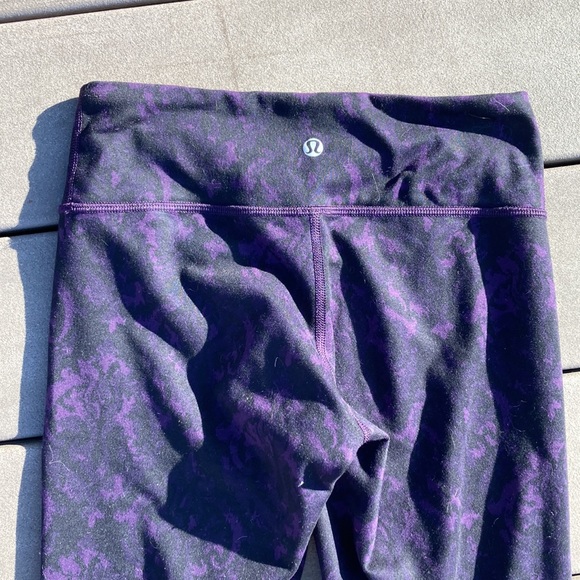 Lululemon leggings, purple and black, size 4 - Picture 10 of 12